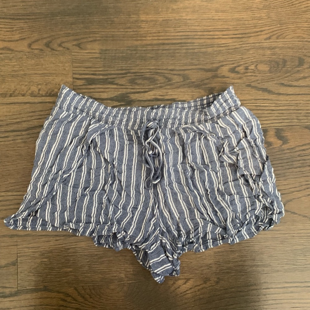 american eagle blue striped shorts